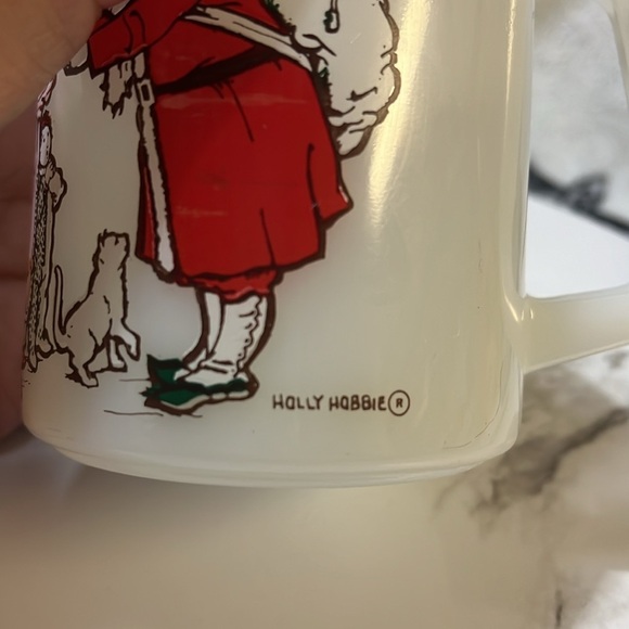 Vintage Holly Hobbie "Love is The Magic Of Christmas" Christmas Mug - Picture 8 of 10